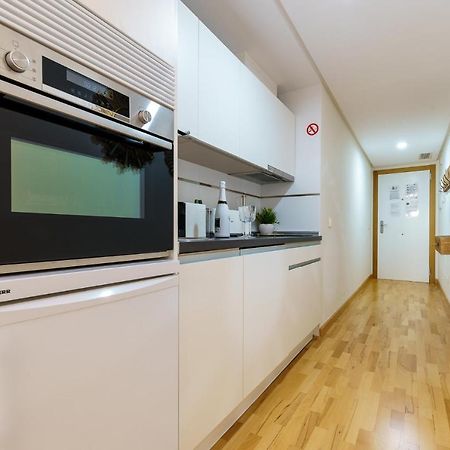 Malagasuite Cozy Center Apartment & Parking Exterior photo